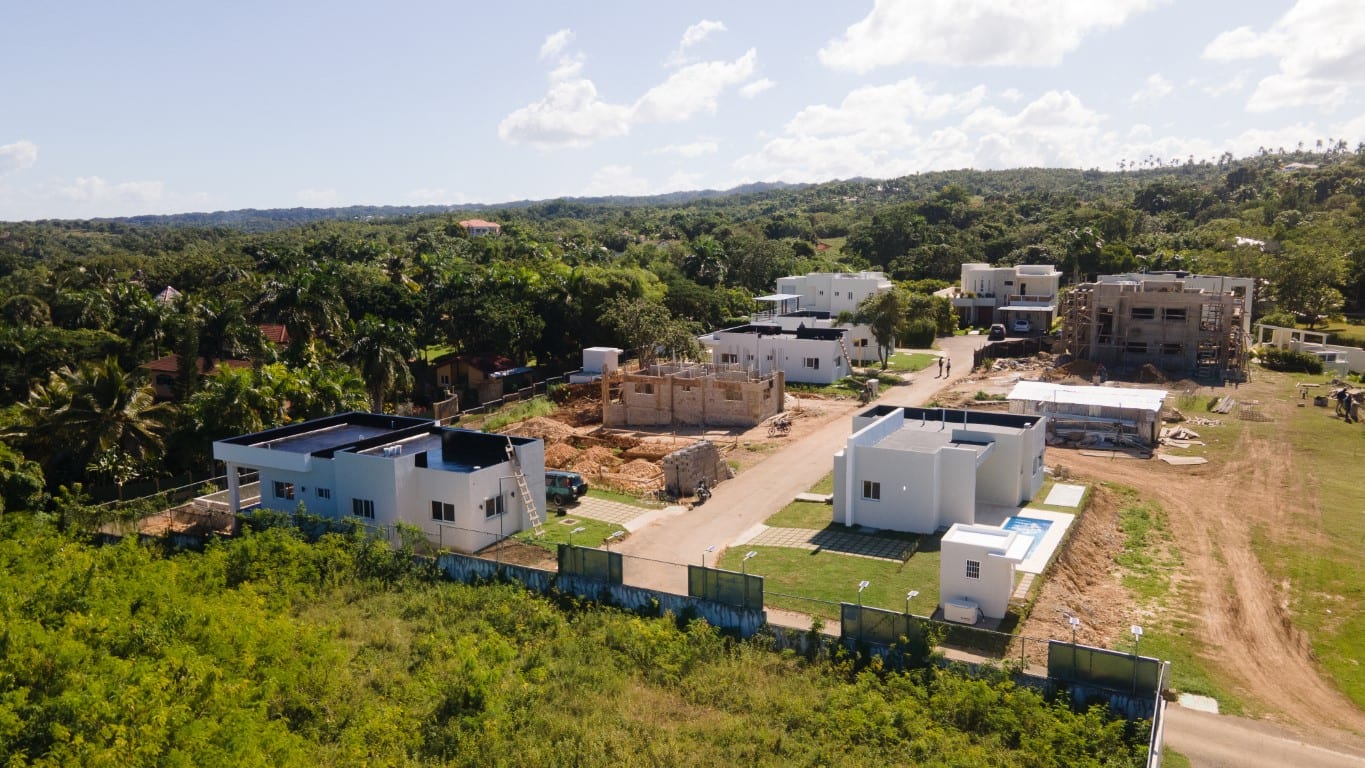 Move-In Ready Two Bedroom Villa for Sale in Sosua Dominican Republic - Miniatura 3