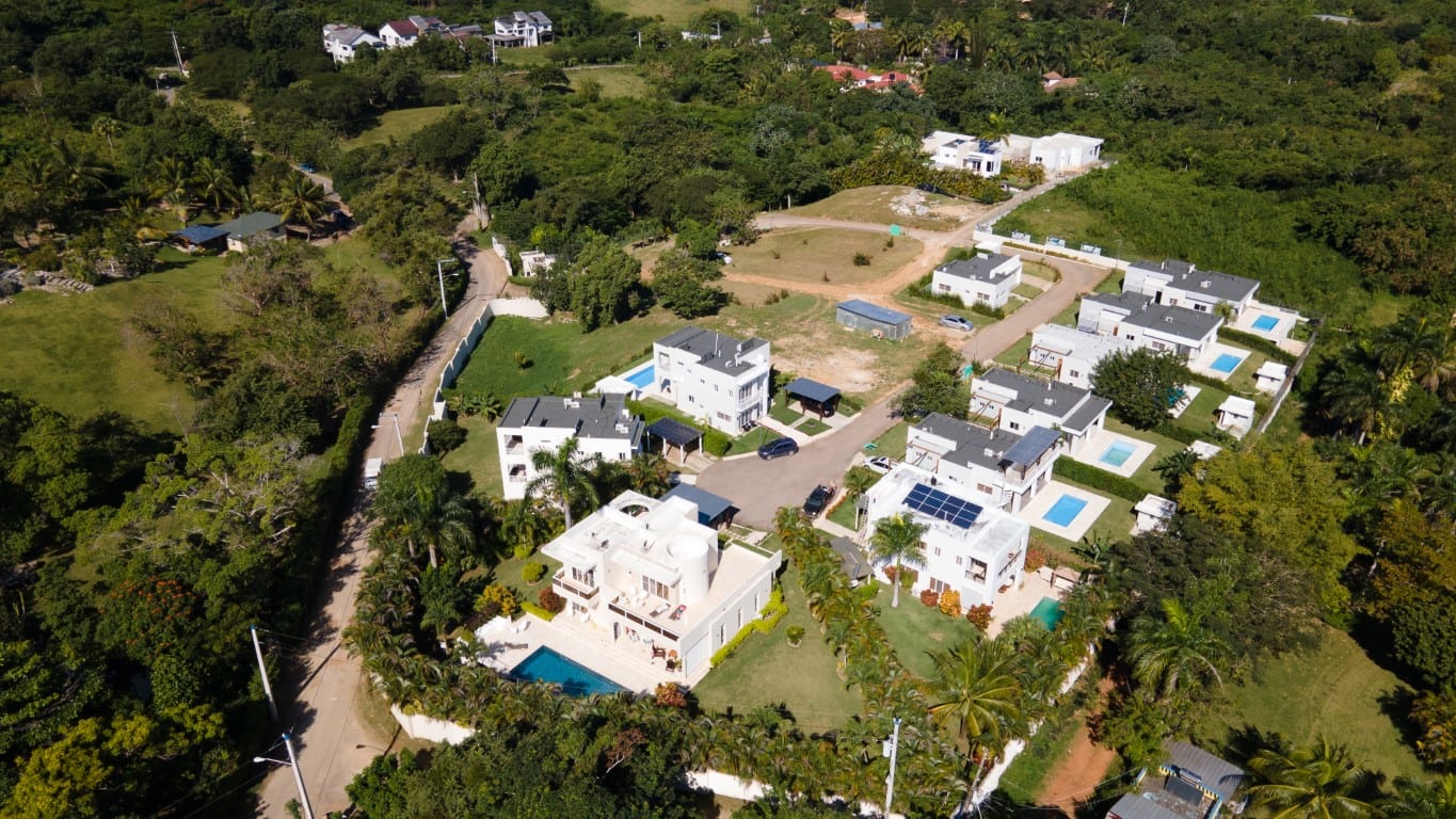 Exclusive 3 Bedroom Villa with Private Pool and Patio for Sale in Sosua Dominican Republic - Miniatura 8