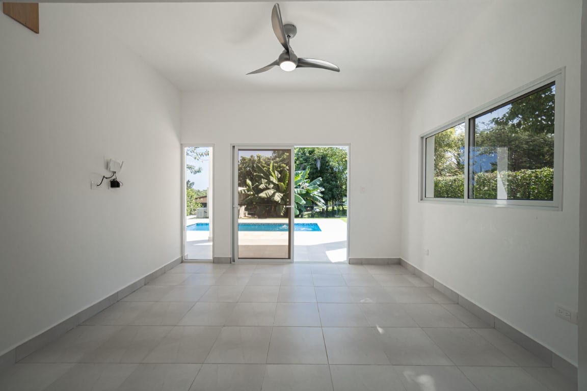 Move-In Ready 2 Bedroom Villa for Sale in Sosua Dominican Republic - Miniatura 5